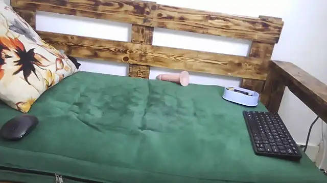 Snapshot of Sassy_swee chatting on March 12, 2026, 3:45 am Sassy swee online show from March 12, 2026, 3:45 am