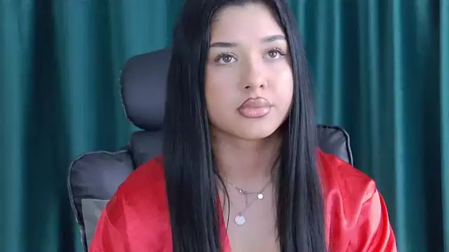 Snapshot of MissNaomiBelle chatting on June 19, 2026, 6:14 pm MissNaomiBelle online show from June 19, 2026, 6:14 pm