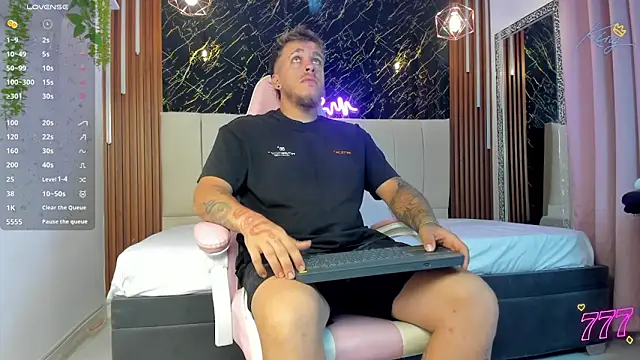 keane lee  online show from April 28, 2026, 12:09 pm