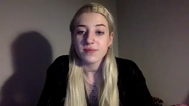 EmmyWet online show from February 26, 2026, 10:21 pm