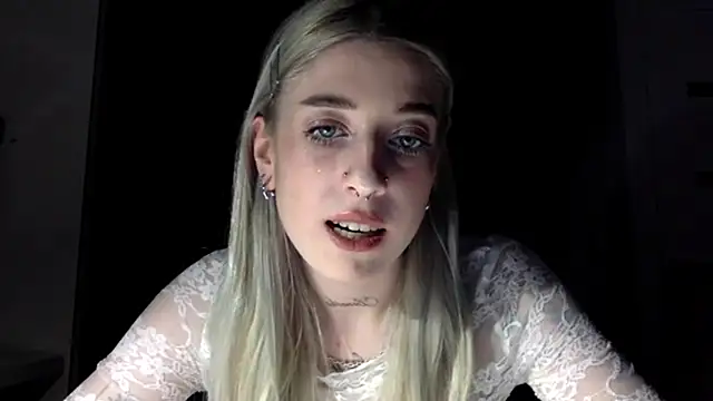 EmmyWet online show from March 3, 2026, 6:37 pm