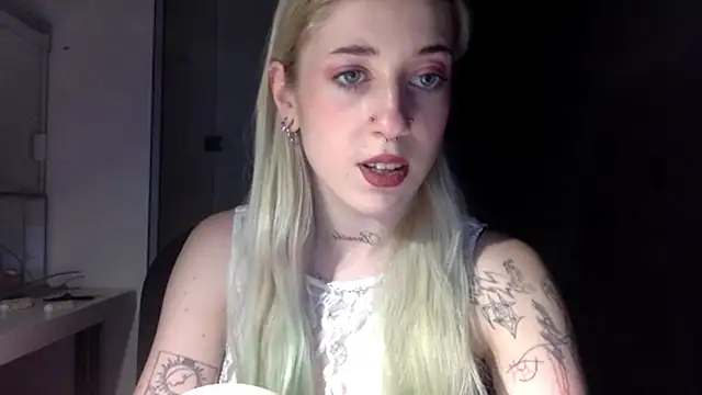 EmmyWet online show from March 29, 2026, 4:30 pm