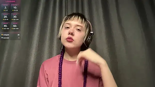 AueshaSimon online show from March 21, 2026, 5:08 am