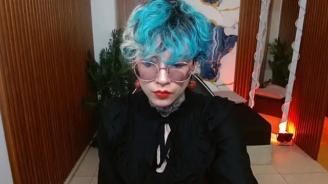 Snapshot of Lyra_tay chatting on April 24, 2026, 7:05 pm Lyra tay online show from April 24, 2026, 7:05 pm