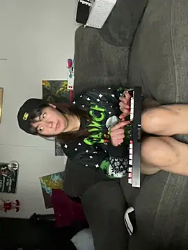 Snapshot of notmyfrogbro chatting on March 6, 2026, 4:40 am notmyfrogbro online show from March 6, 2026, 4:40 am