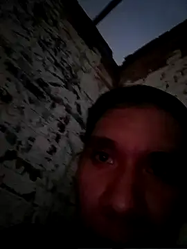 Snapshot of CardoMartinez01 chatting on June 5, 2026, 1:54 am CardoMartinez01 online show from June 5, 2026, 1:54 am