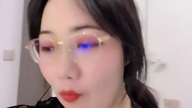 Snapshot of Susu-36E chatting on April 19, 2026, 7:42 am Susu-36E online show from April 19, 2026, 7:42 am