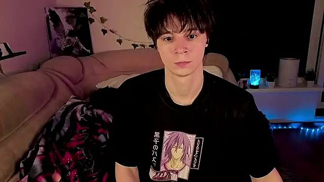 Snapshot of AnthonyCuutie chatting on March 24, 2026, 6:19 pm AnthonyCuutie online show from March 24, 2026, 6:19 pm