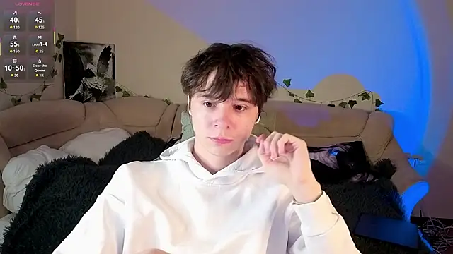 Snapshot of AnthonyCuutie chatting on March 6, 2026, 5:24 am AnthonyCuutie online show from March 6, 2026, 5:24 am