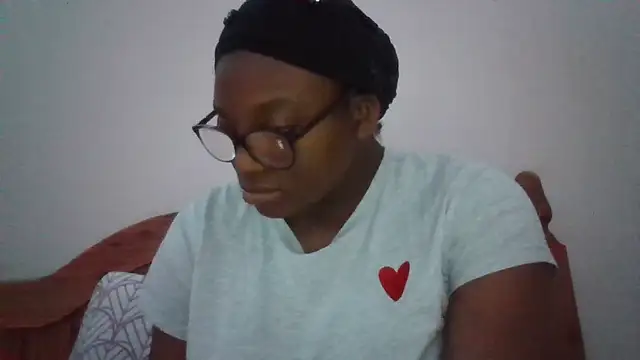 Snapshot of SexyGemBeauty chatting on April 10, 2026, 10:17 pm SexyGemBeauty online show from April 10, 2026, 10:17 pm
