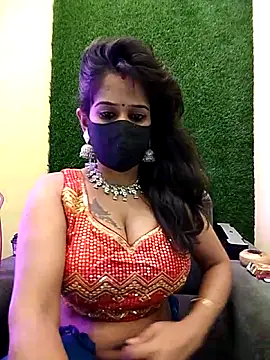 Tinaa baby online show from April 28, 2026, 9:19 pm