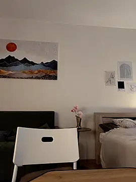 AlishaWey online show from March 1, 2026, 7:08 am