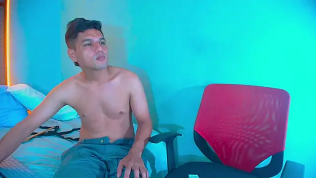 Snapshot of Hornyshow1 chatting on March 31, 2026, 11:56 am Hornyshow1 online show from March 31, 2026, 11:56 am