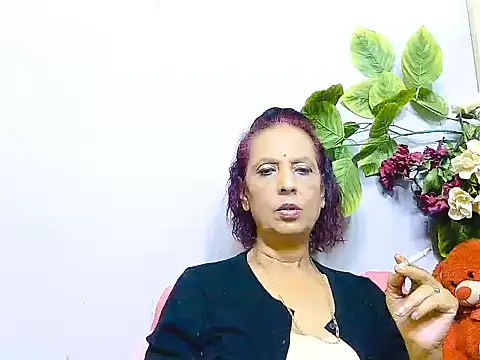 Hot queen58 online show from July 2, 2026, 4:13 pm