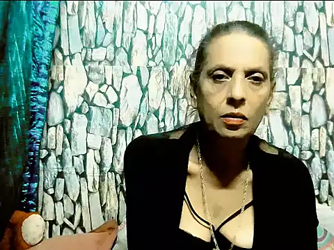 Snapshot of Hot_queen58 chatting on May 13, 2026, 4:19 am Hot queen58 online show from May 13, 2026, 4:19 am