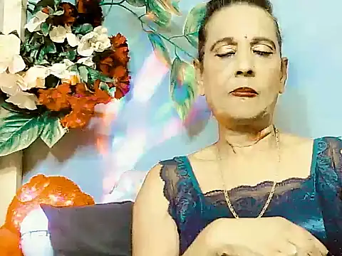 Snapshot of Hot_queen58 chatting on May 21, 2026, 6:16 pm Hot queen58 online show from May 21, 2026, 6:16 pm