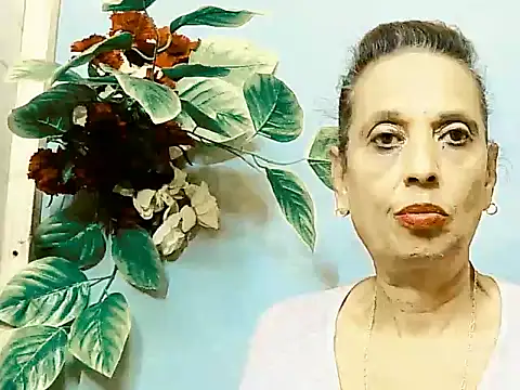 Snapshot of Hot_queen58 chatting on May 22, 2026, 6:22 am Hot queen58 online show from May 22, 2026, 6:22 am