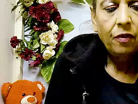 Snapshot of Hot_queen58 chatting on May 26, 2026, 5:38 am Hot queen58 online show from May 26, 2026, 5:38 am