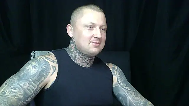 Snapshot of devilWithTats chatting on May 13, 2026, 1:18 pm devilWithTats online show from May 13, 2026, 1:18 pm