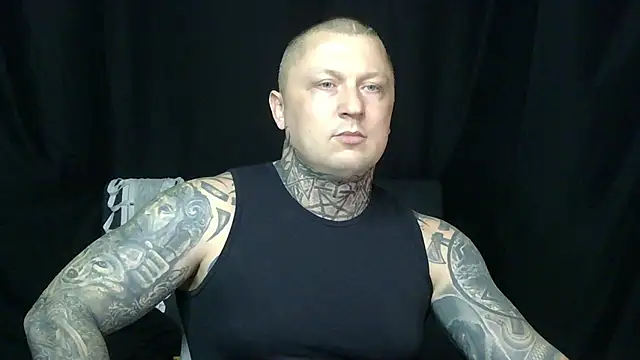 Snapshot of devilWithTats chatting on May 11, 2026, 9:10 am devilWithTats online show from May 11, 2026, 9:10 am
