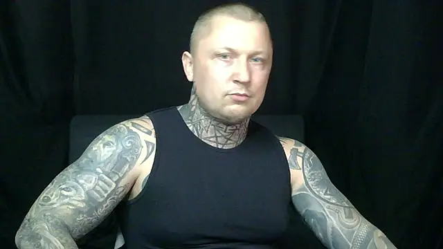 Snapshot of devilWithTats chatting on May 14, 2026, 11:07 am devilWithTats online show from May 14, 2026, 11:07 am