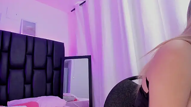 Sharon Storm online show from March 19, 2026, 2:06 pm