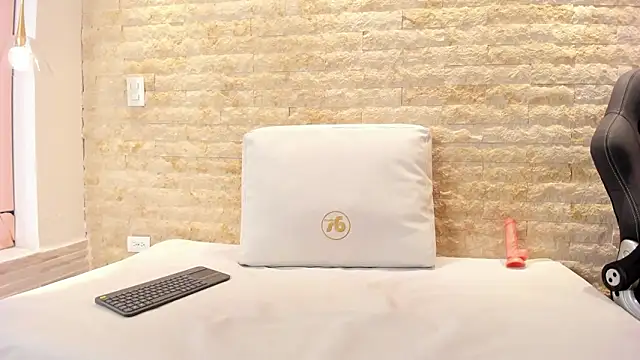 anny scotte online show from March 4, 2026, 7:21 pm