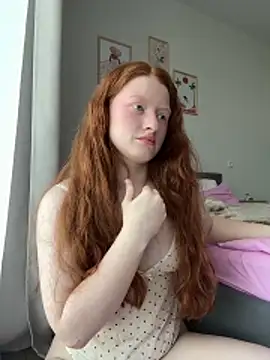 Snapshot of gingerlatte chatting on May 10, 2026, 9:46 am gingerlatte online show from May 10, 2026, 9:46 am