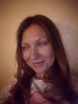 Snapshot of August_Shine chatting on April 2, 2026, 6:14 pm August Shine online show from April 2, 2026, 6:14 pm