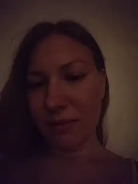 Snapshot of August_Shine chatting on May 8, 2026, 6:12 pm August Shine online show from May 8, 2026, 6:12 pm