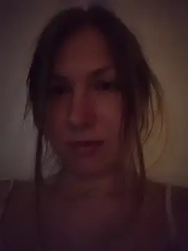 Snapshot of August_Shine chatting on May 7, 2026, 6:11 pm August Shine online show from May 7, 2026, 6:11 pm