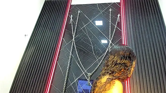 Megan Duskk online show from May 11, 2026, 12:39 pm