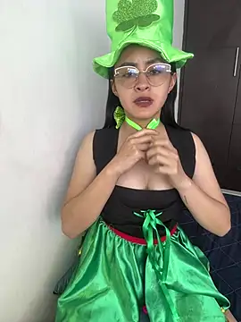 Snapshot of Anni_Rose chatting on March 15, 2026, 12:56 pm Anni Rose online show from March 15, 2026, 12:56 pm