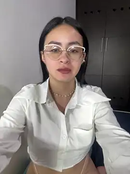 Snapshot of Anni_Rose chatting on April 10, 2026, 9:16 am Anni Rose online show from April 10, 2026, 9:16 am