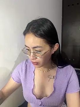 Snapshot of Anni_Rose chatting on March 21, 2026, 9:03 am Anni Rose online show from March 21, 2026, 9:03 am