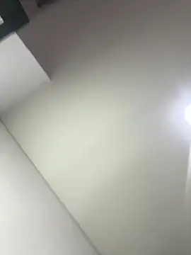 Snapshot of Anni_Rose chatting on April 14, 2026, 9:14 am Anni Rose online show from April 14, 2026, 9:14 am