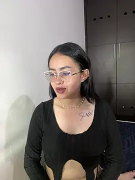 Snapshot of Anni_Rose chatting on April 11, 2026, 11:30 pm Anni Rose online show from April 11, 2026, 11:30 pm