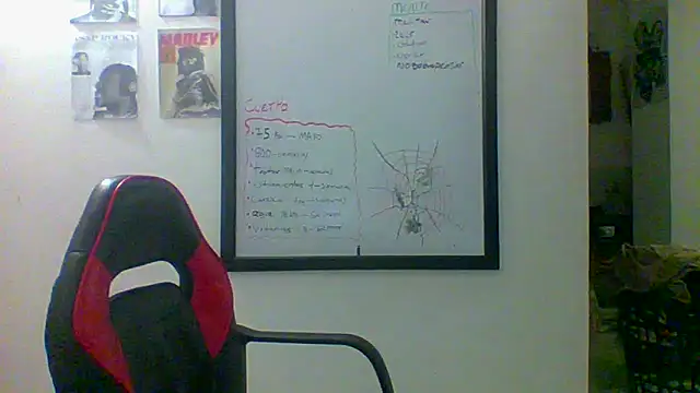 Snapshot of charles_king chatting on May 13, 2026, 11:34 pm charles king online show from May 13, 2026, 11:34 pm