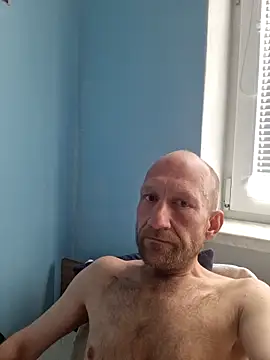 Snapshot of TurkishPsalm chatting on April 8, 2026, 9:44 am TurkishPsalm online show from April 8, 2026, 9:44 am