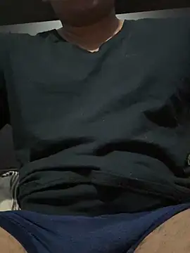 Snapshot of Lupman23667 chatting on March 15, 2026, 10:22 am Lupman23667 online show from March 15, 2026, 10:22 am