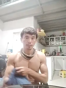 traiwe06 online show from March 18, 2026, 8:53 pm