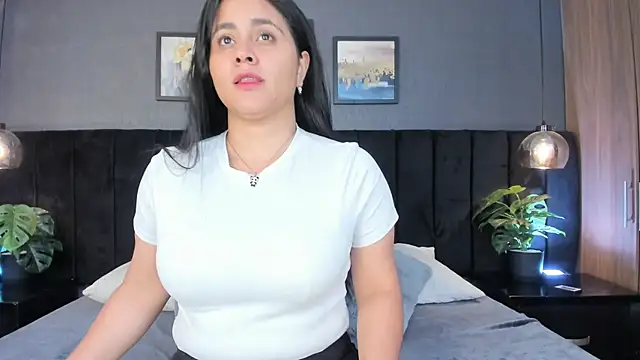 alejandra  garcia online show from July 12, 2026, 3:18 am