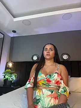 Snapshot of alejandra__garcia chatting on May 8, 2026, 3:10 am alejandra garcia online show from May 8, 2026, 3:10 am
