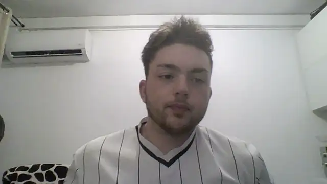 rickmorris08 online show from March 1, 2026, 11:05 pm