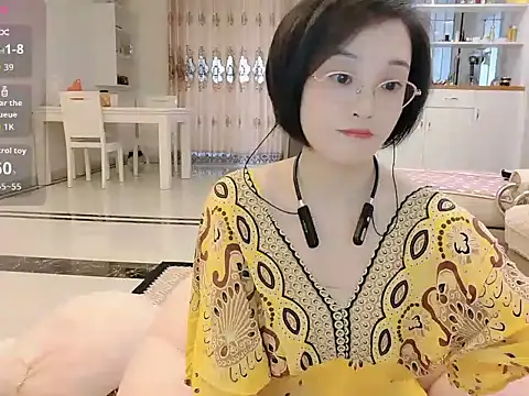 Snapshot of Nana-NN chatting on April 16, 2026, 6:58 am Nana-NN online show from April 16, 2026, 6:58 am