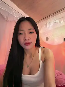 MIABCDZ online show from April 1, 2026, 1:19 am