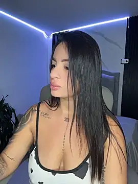 Snapshot of Lisabrown_23 chatting on April 21, 2026, 1:42 am Lisabrown 23 online show from April 21, 2026, 1:42 am