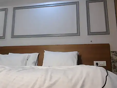 Snapshot of TheSexyGirl69 chatting on March 31, 2026, 2:46 am TheSexyGirl69 online show from March 31, 2026, 2:46 am