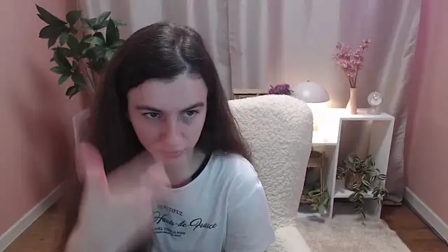 MistyBree online show from March 13, 2026, 9:03 am