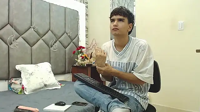 Steve Hotman online show from April 15, 2026, 12:21 pm